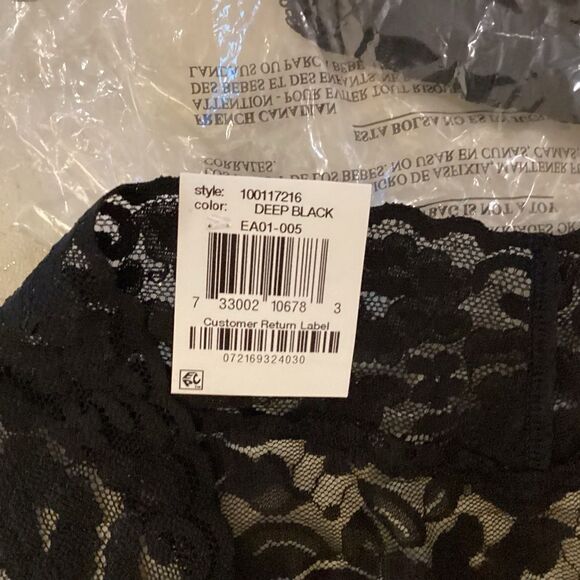 NWT. INC Intern’l Concepts, a Macy’s Brand Women’s XL Black Lacy Thong Set of 2 - Picture 5 of 10